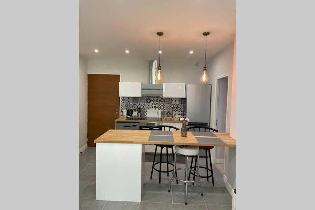 Appartement Tres Spacieux & Coupery 기욤 외부 사진